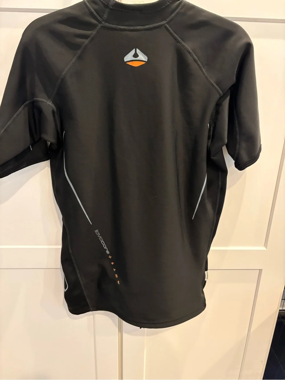 Lavacore | Men's Black Short-Sleeve Rash Guard Size M. Lined for warmth.